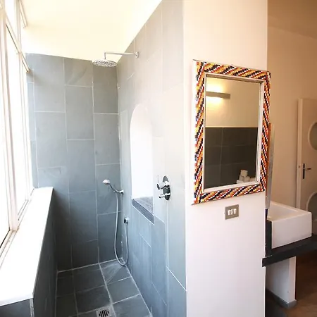 Trevi Fountain 2br アパート ローマ